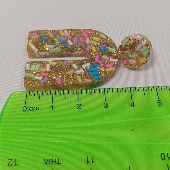 CLEARANCE  Confetti resin stud and arch earrings - Picture 5 of 5